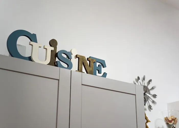 Murales In Bed Spagnoli *