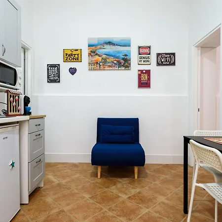 Murales In Bed Spagnoli *