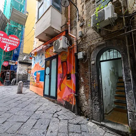 Apartamento Murales In Bed Spagnoli Nápoles
